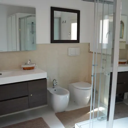Apartment Casa Delfina, Contemporary Chic *