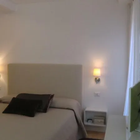 Casa Delfina, Contemporary Chic Appartement *